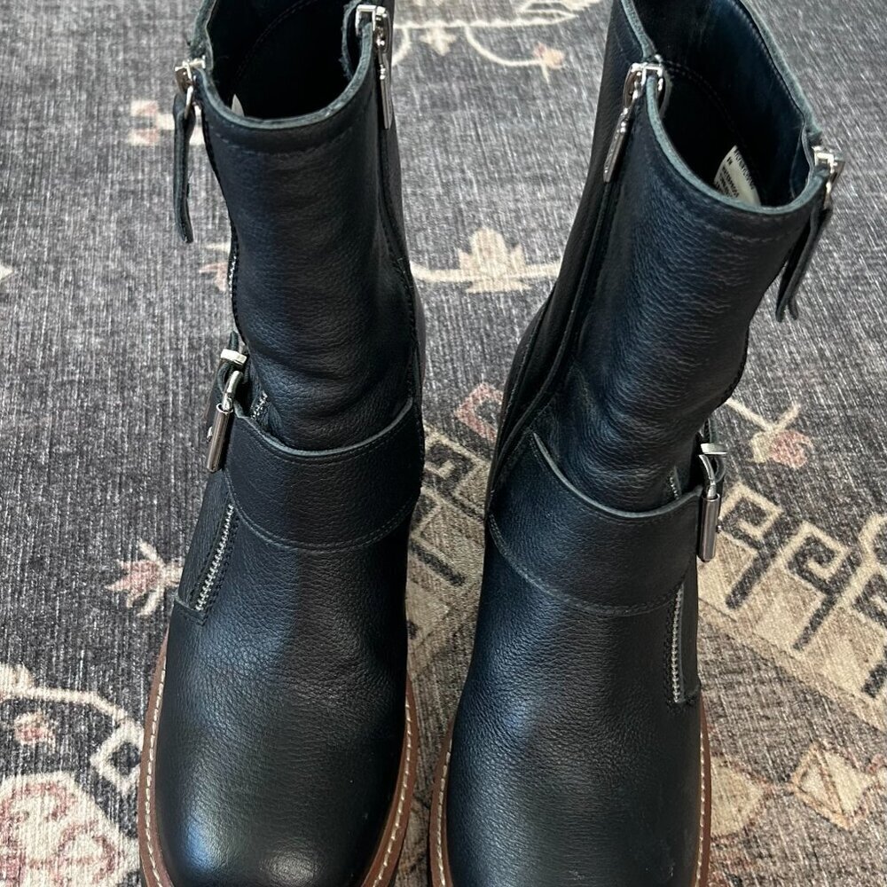 Blondo Rylyn Waterproof Bootie Black Leather Size P EUC - Picture 2 of 5